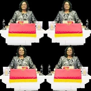 Meet your Posher, Frances